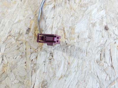 Mercedes Purple 2 Pin 2 Wire Connector 03754560282